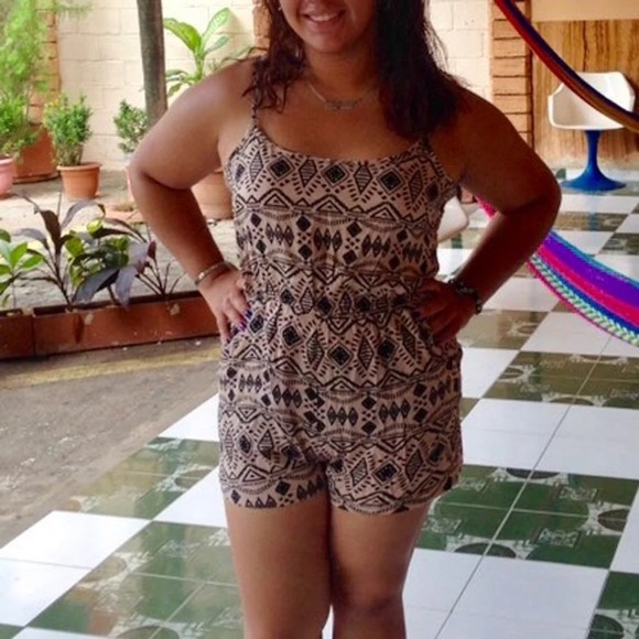 Forever 21 Other - Cute Romper Forever 21 Other - Cute Romper